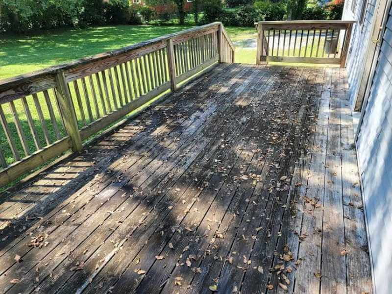 Deck Pressure Washing | Before exterior cleaning
