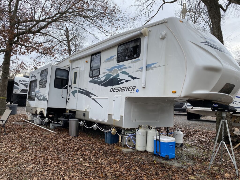 RV Camper Cleaning