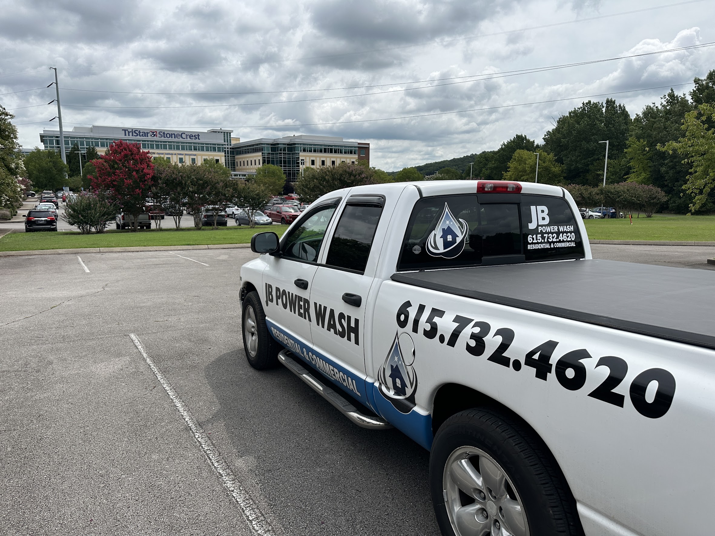 Stonecrest Medical Center in Smyrna, TN | JB Power Wash®